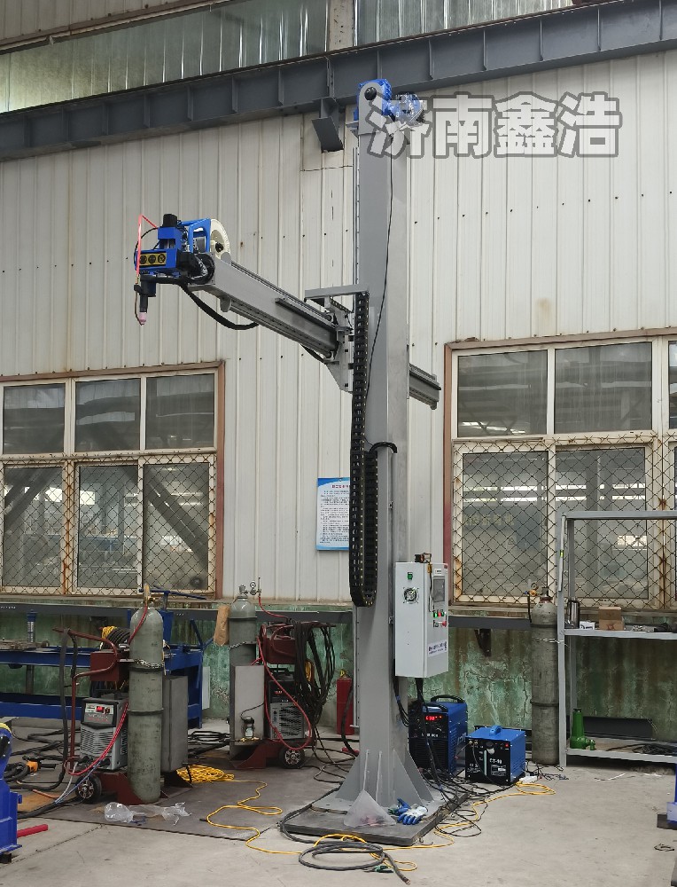 重型焊接操作機，智能數(shù)控，自動焊接